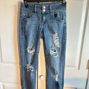 Refuge Brand Womens Jeans Sz 0 Ripped Frayed Light Wash